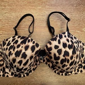 Victoria’s Secret 38D bra bundle
